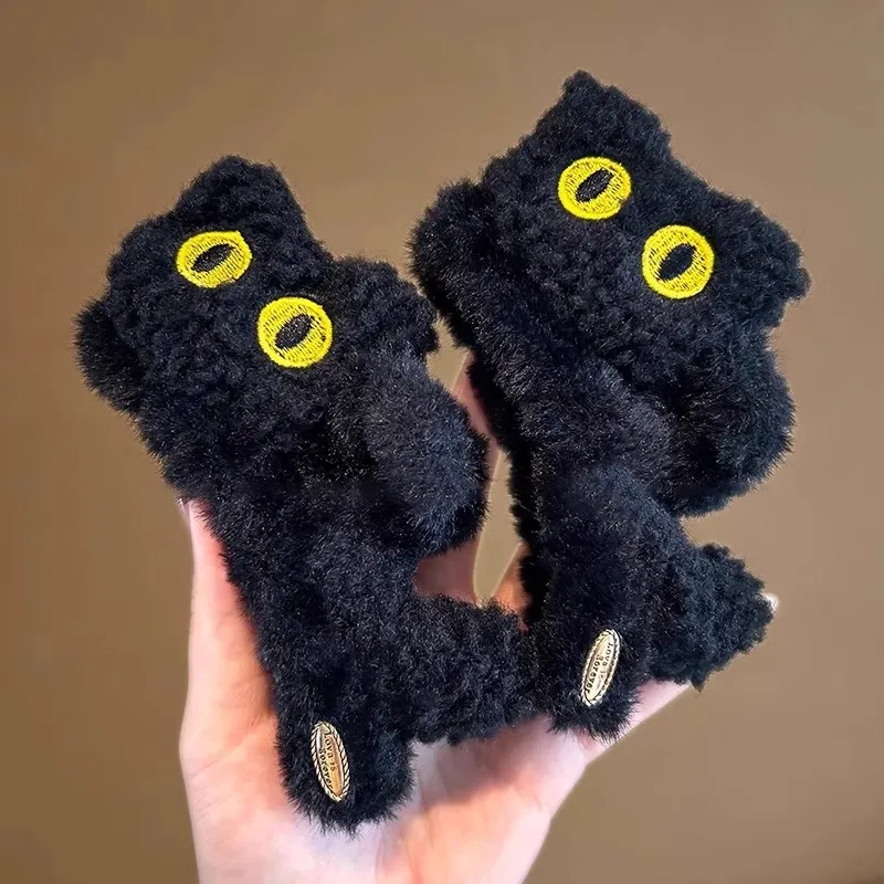 Danqin Plush Hair Clips Women's-8