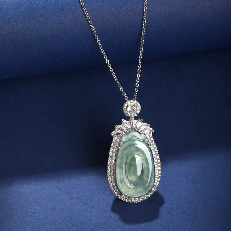 Green Craftsman Ice Glutinous Necklaces Women's-4
