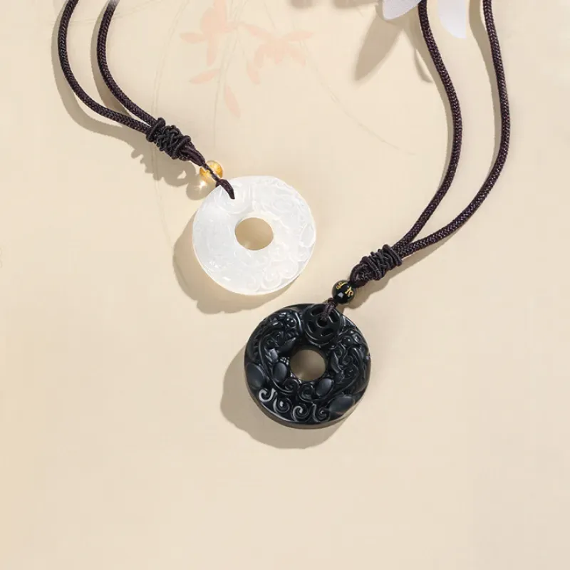 Green Craftsman Chalcedony Necklaces Unisex-2