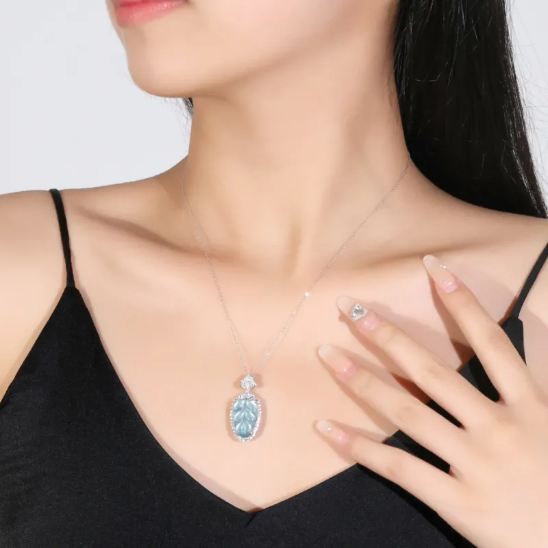 Green Craftsman Ice Glutinous Jadeite Necklaces Women's-1