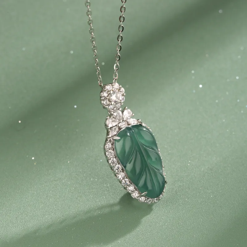 Green Craftsman Ice Glutinous Necklaces Women's-4