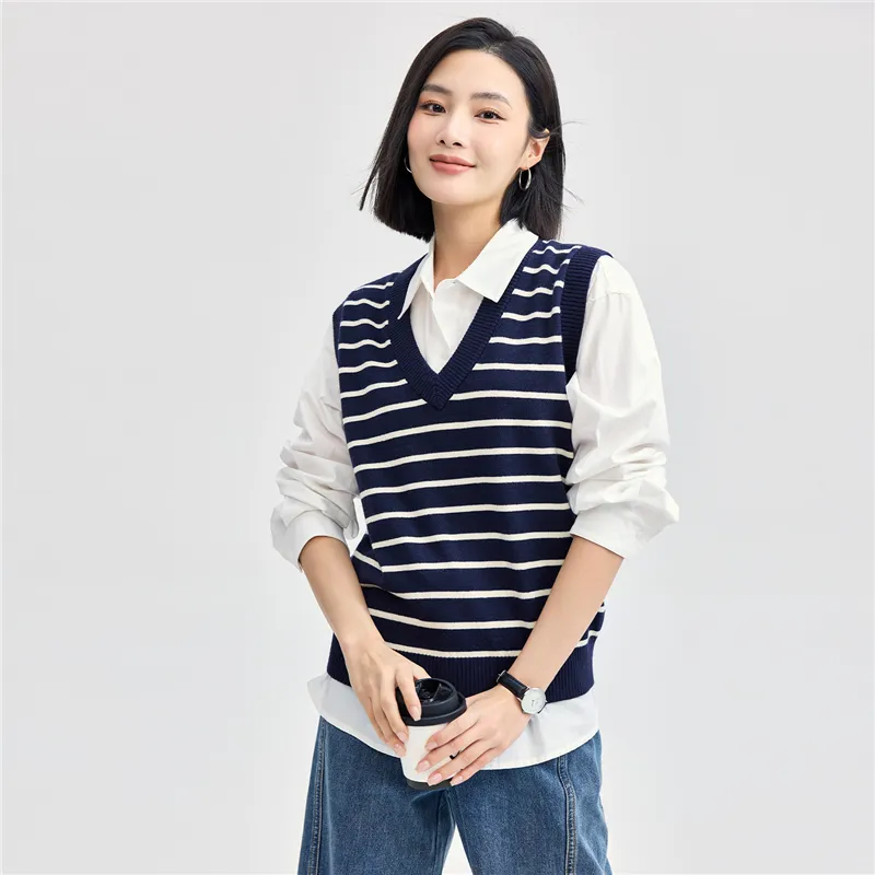 UNIQLO Knitwear Women's Dark Blue/Light Apricot-4