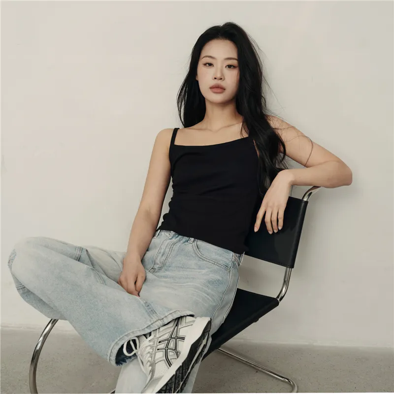 UNIQLO Tank Tops Women's-11