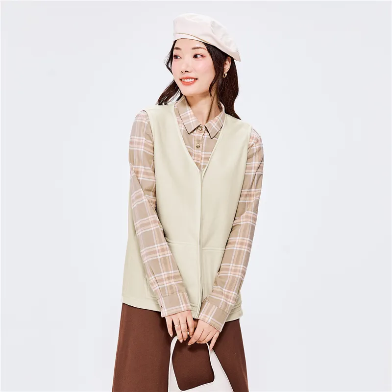 UNIQLO Sweatshirts Women's-18