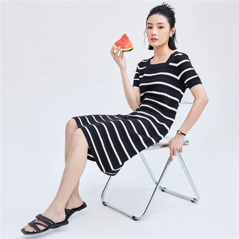 UNIQLO Short-Sleeved Dresses Women's Blue White Stripes-3