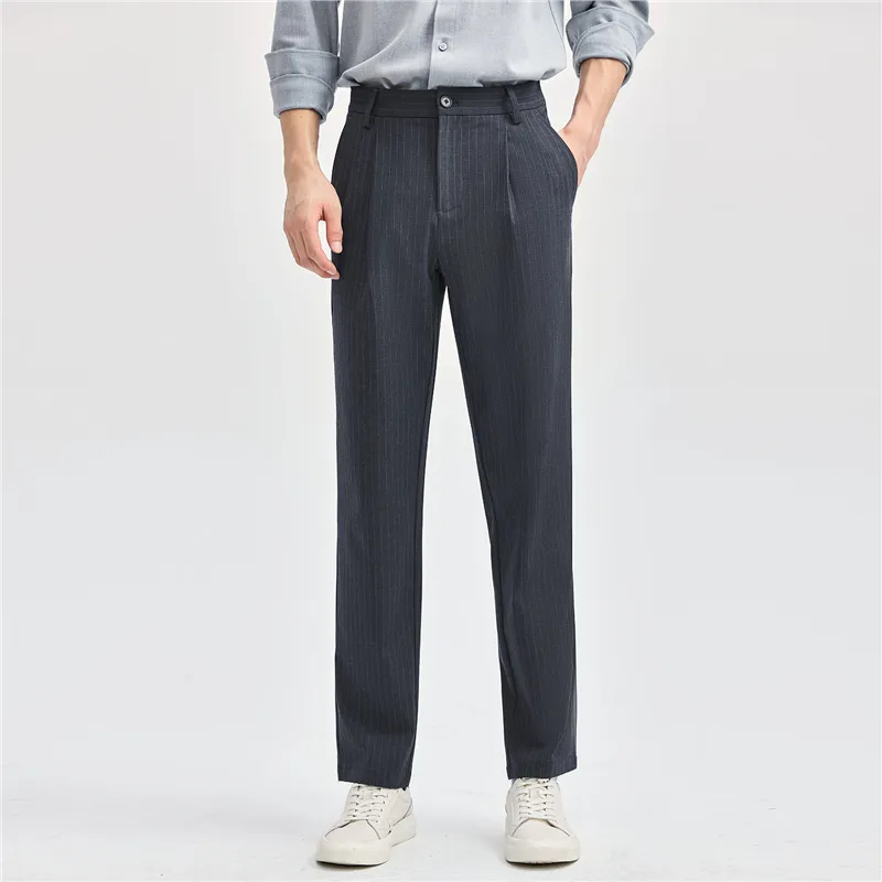 UNIQLO Suit Trousers Men 08 Stripes Gray-5