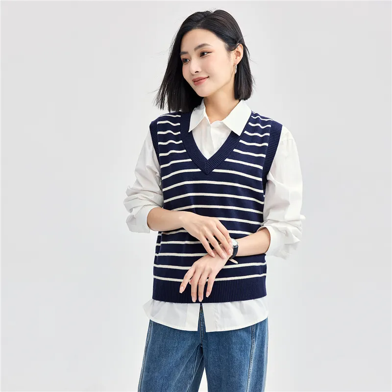 UNIQLO Knitwear Women's Dark Blue/Light Apricot-2