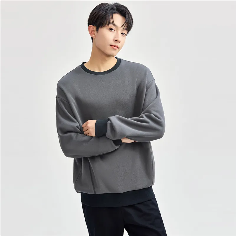 UNIQLO Sweatshirts Men-2