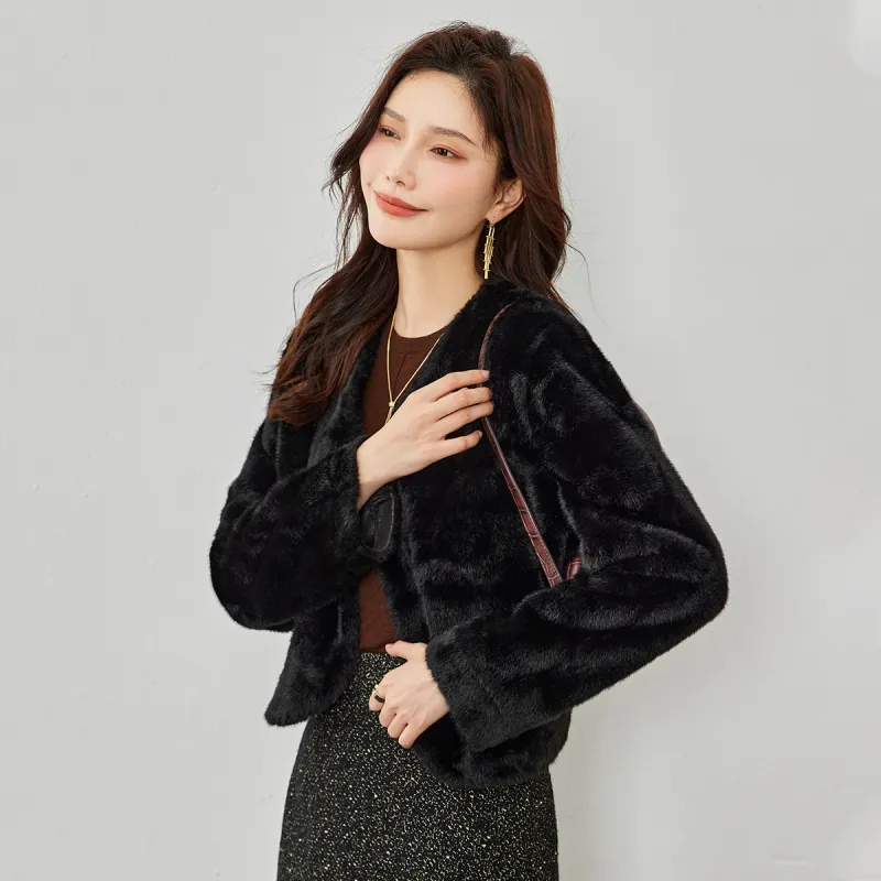 TERRE BLEUE Velvet feel Coat Women's Black-5
