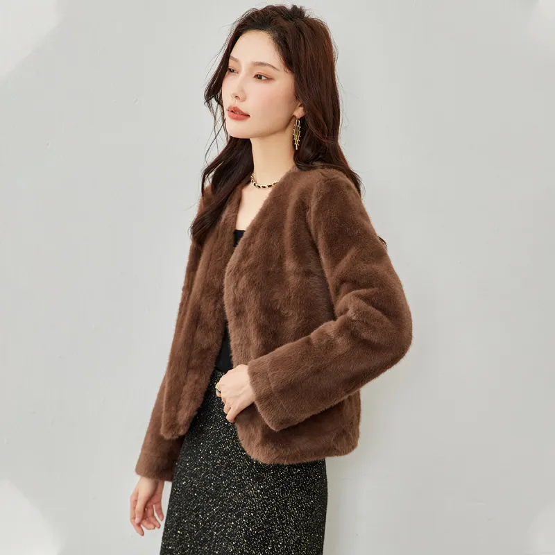 TERRE BLEUE Velvet feel Coat Women's Coffee-3