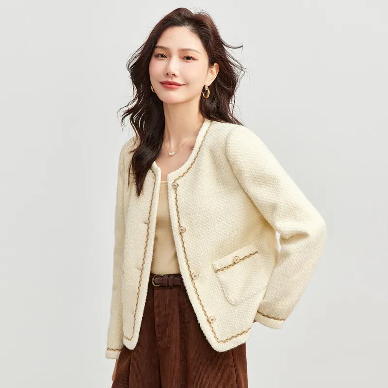 TERRE BLEUE Cropped Coat Women's Apricot-2