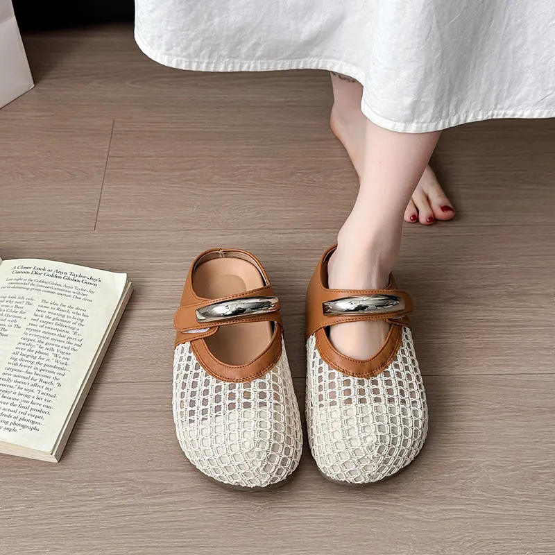 Alxnan Slip Resistant Closed Toe Slippers Women's Box-17