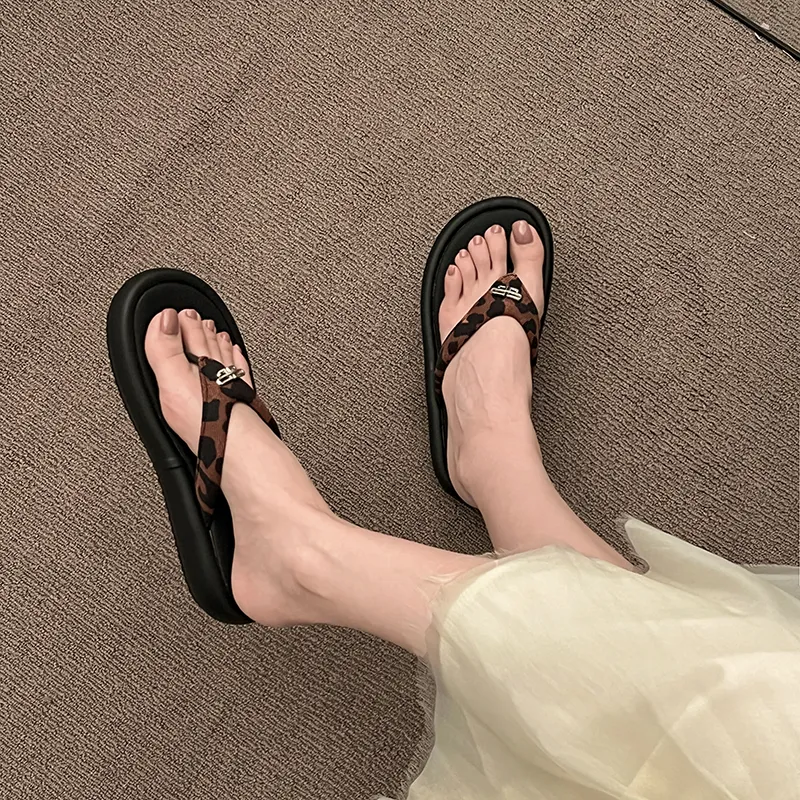 Alxnan Flip Flops Women's-17