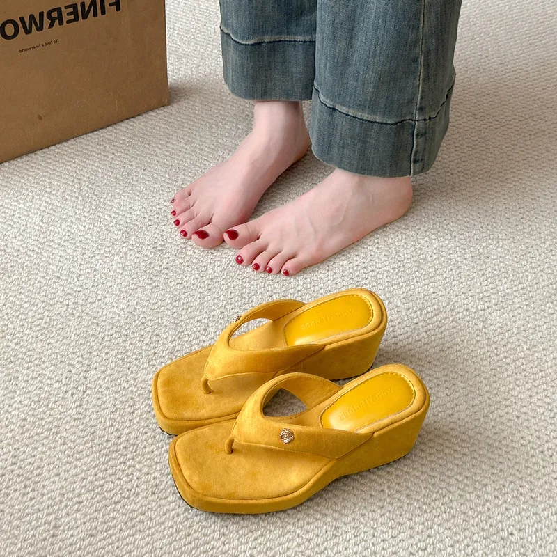 Alxnan Slip Resistant Flip Flops Women's-4