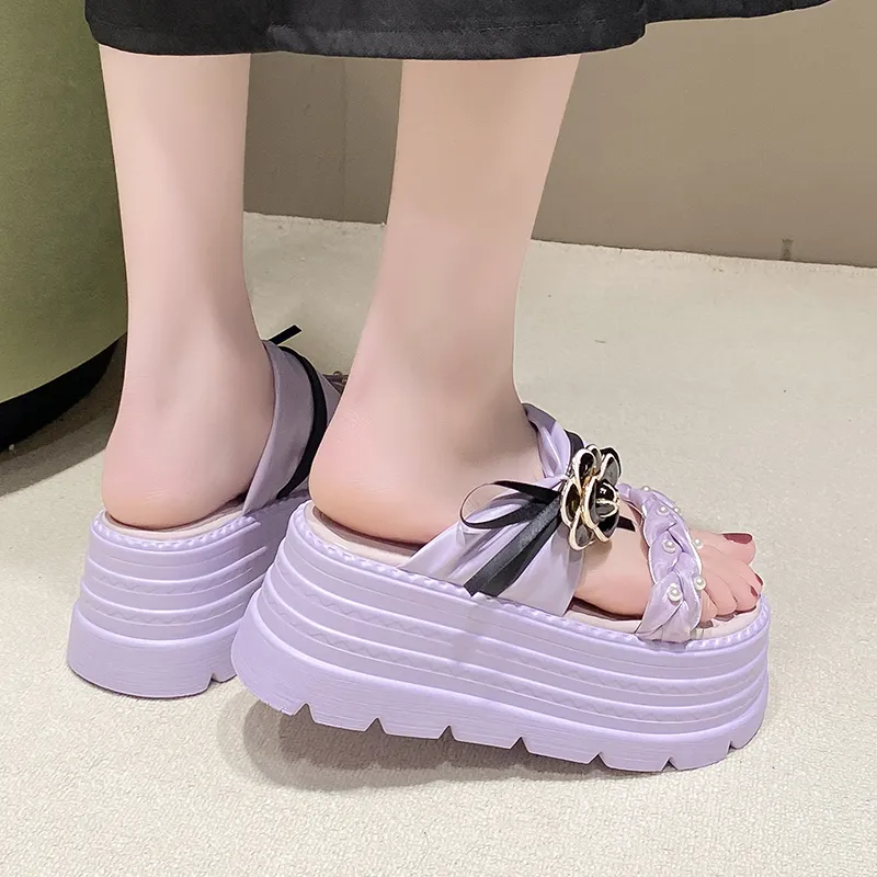 Alxnan Slip Resistant Slide Slippers Women's-18