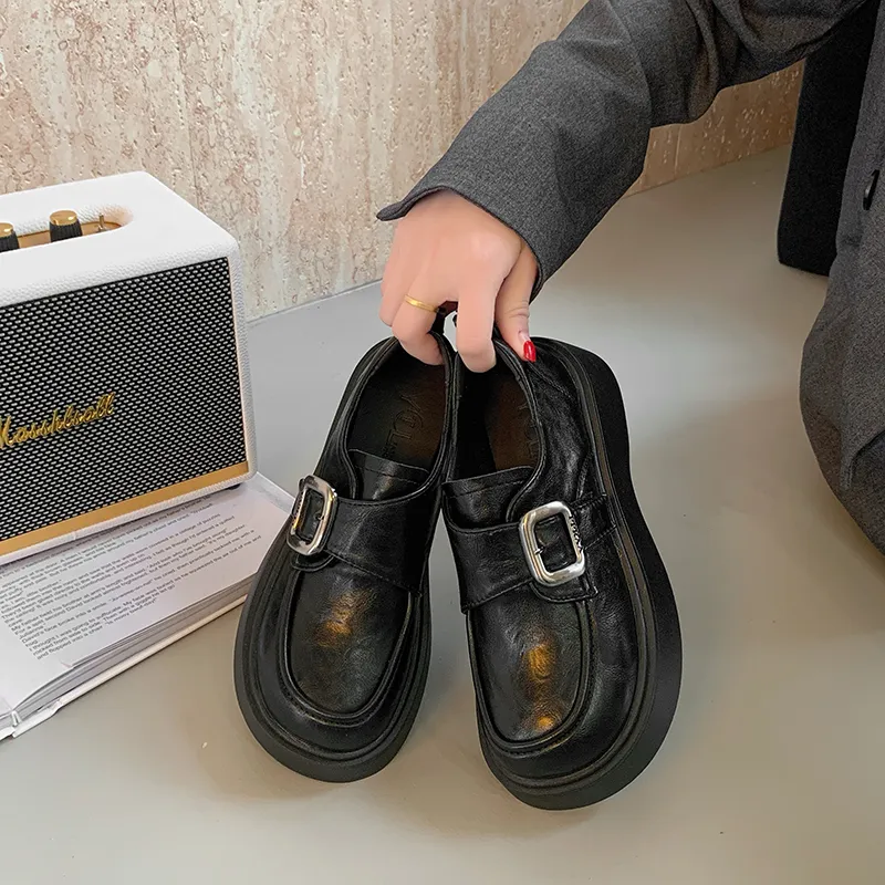 Alxnan Loafers Women's Black/Ecru-13