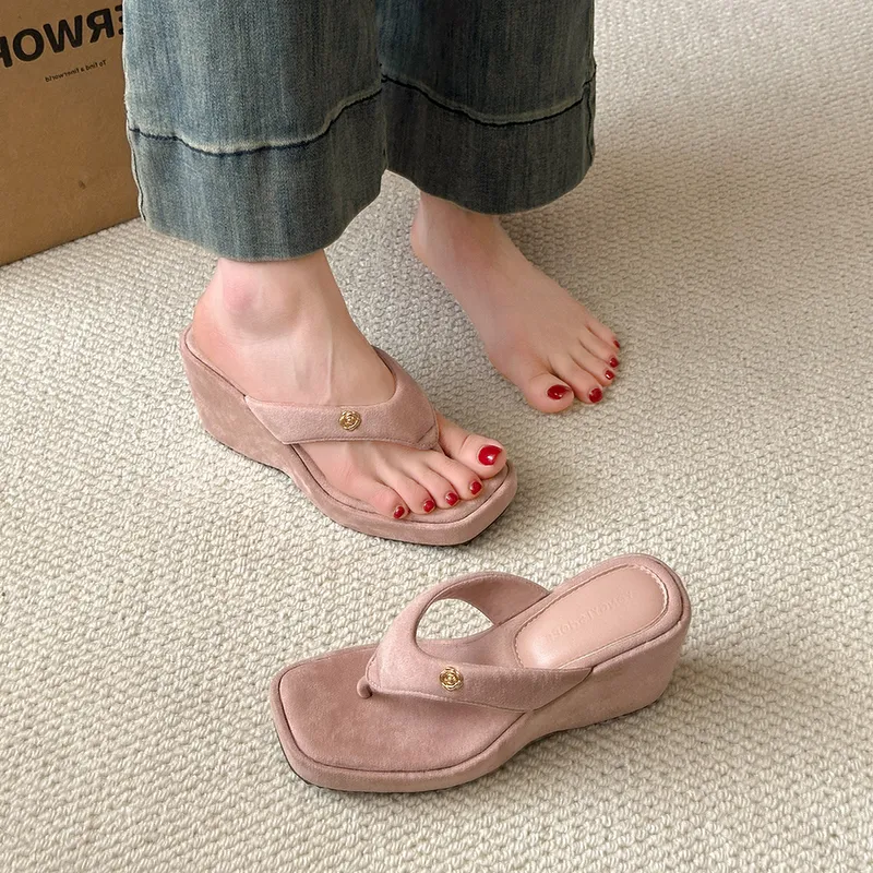Alxnan Slip Resistant Flip Flops Women's-19