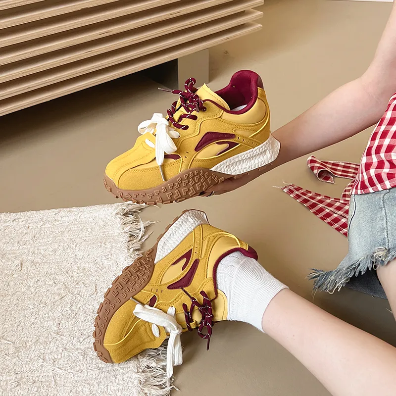 Alxnan Slip Resistant Low Top Casual Shoes Women's Box-11