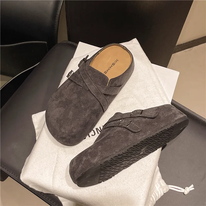 Alxnan Quiet Closed Toe Slippers Women's Box-34