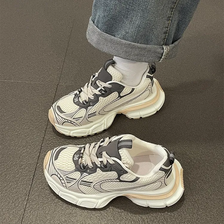 Alxnan Slip Resistant Low Top Chunky Sneakers Women's Cream-2