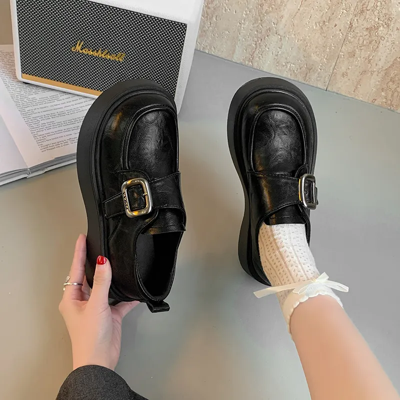 Alxnan Loafers Women's Black/Ecru-10