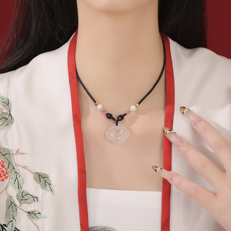 WINGSTOP Chalcedony Necklaces Women's-1