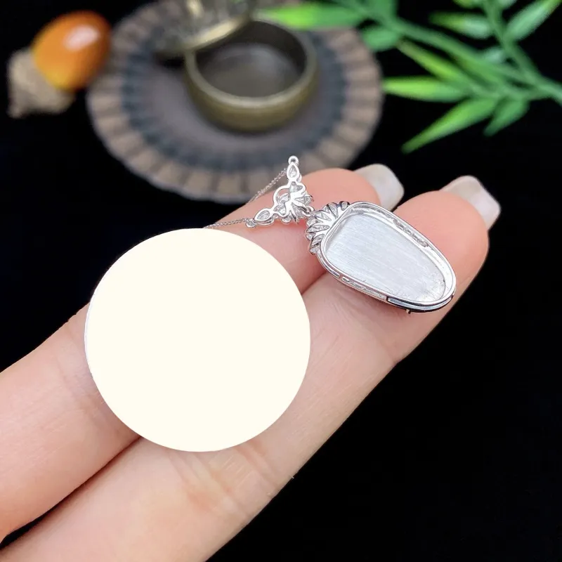 Qihua Ice Type Jadeite Necklaces Women's-4