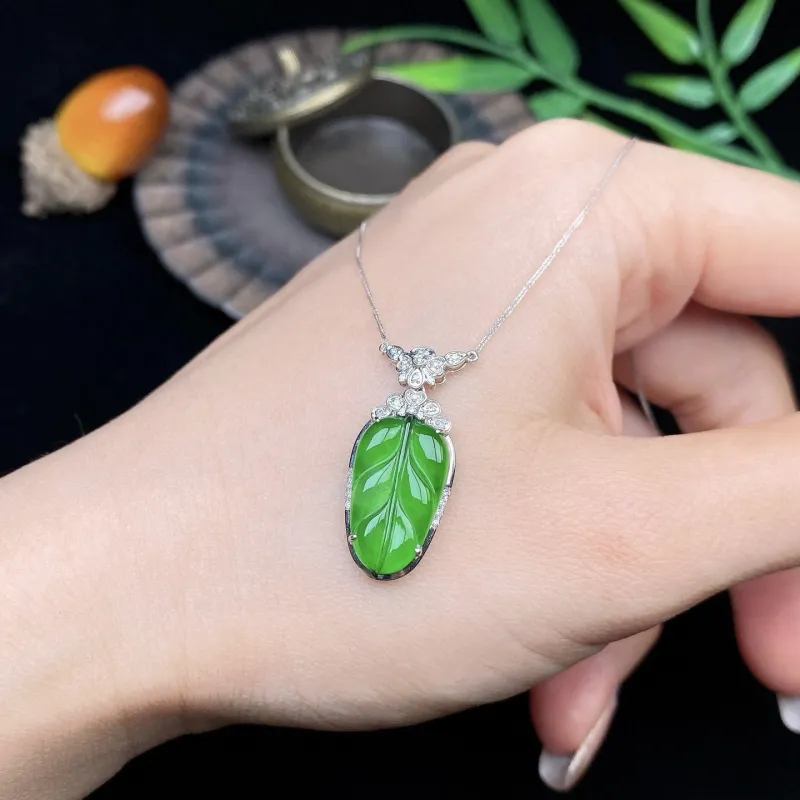 Qihua Ice Type Jadeite Necklaces Women's-3