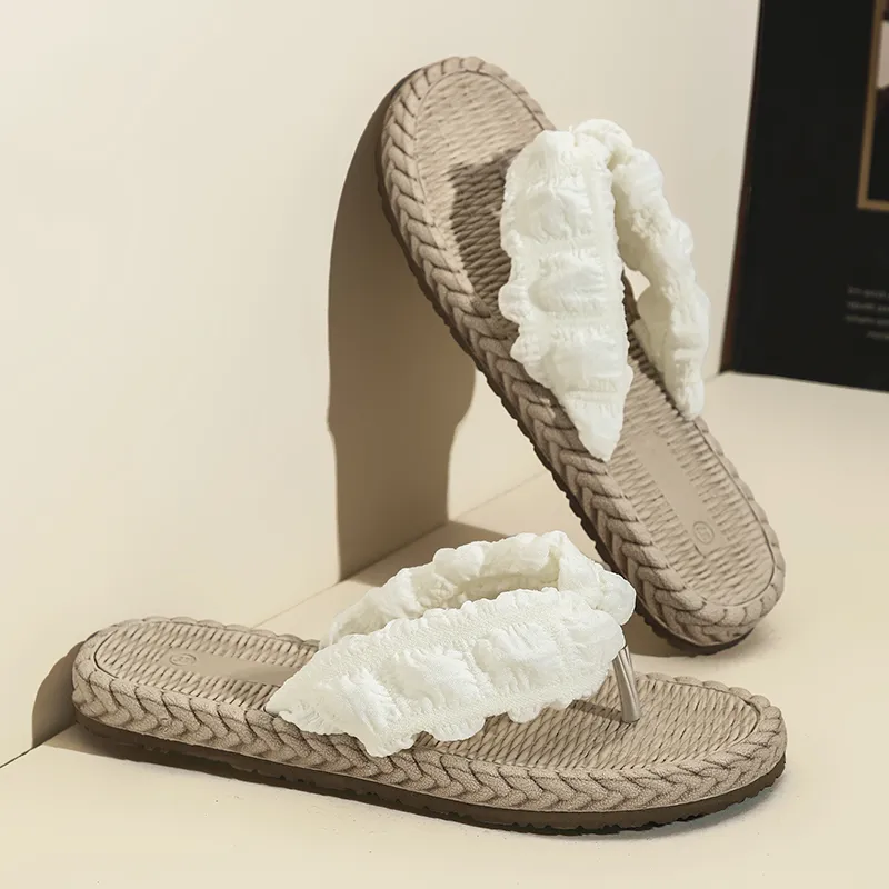 NANJIREN Quiet Odor Resistant Abrasion Resistant Slip Resistant Massage Flip Flops Women's-1