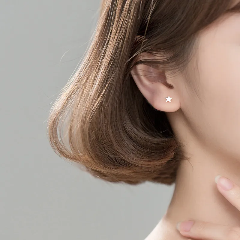 Blooming Petals S925 Silver Stud Earrings Unisex-2