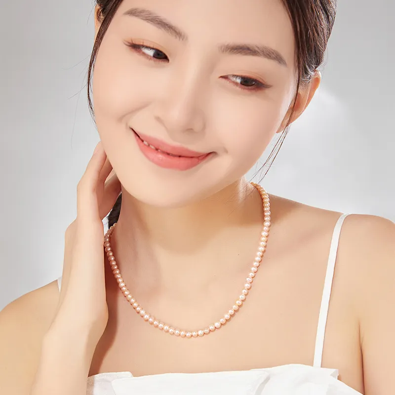 Lao Feng Xiang Pearl Necklaces Women's-4