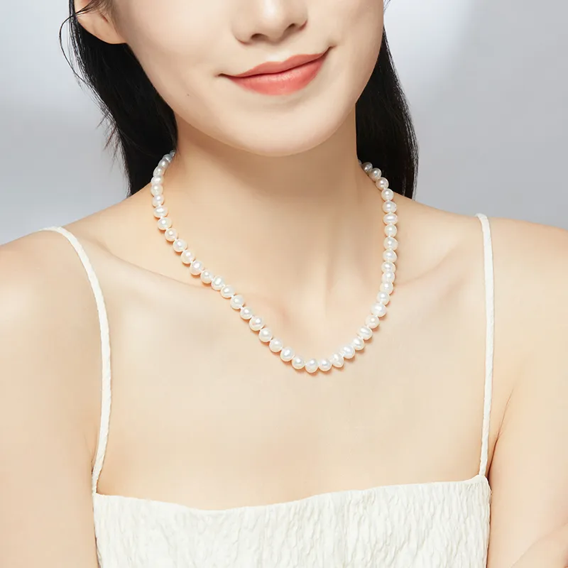 Lao Feng Xiang Pearl Necklaces Women's-3