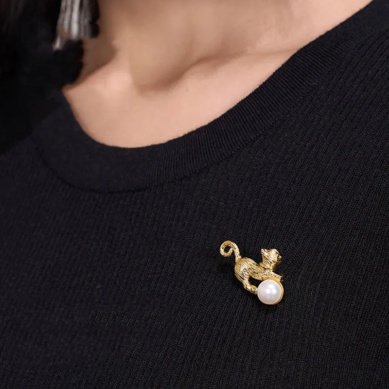 Andaozi Freshwater Pearl Brooches Women's-1