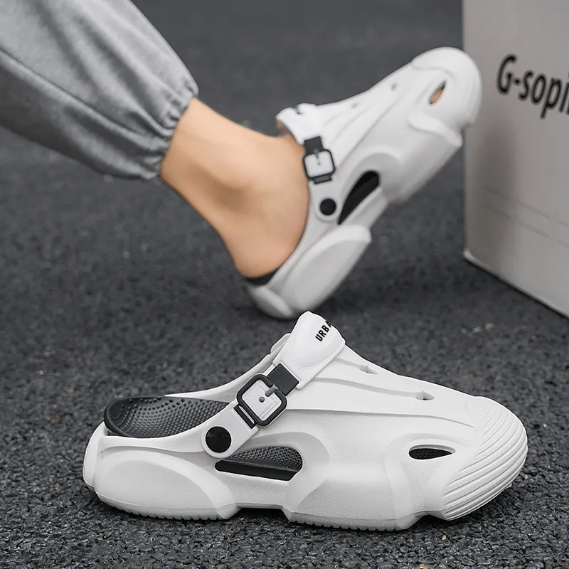 URBAN AUTHENTIC Clogs Men-1