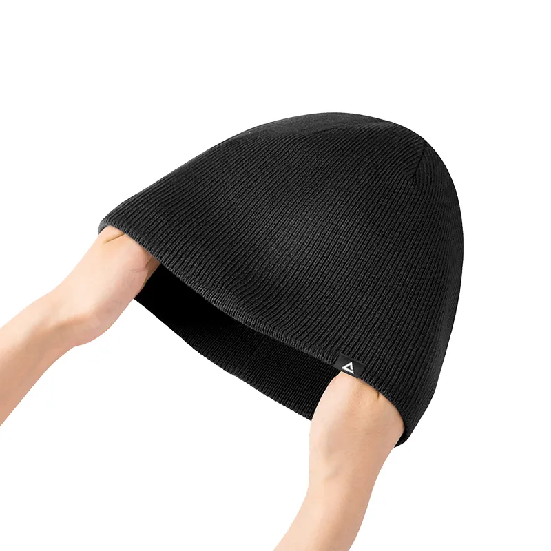 PEAK Acrylic Beanies Unisex Black-2