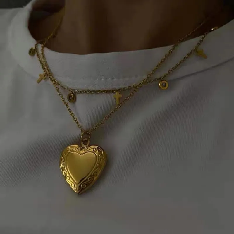 Barbie Copper Necklaces Women's-2