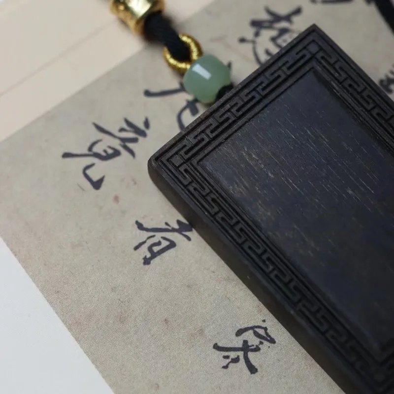 BANJIANSHANFANG Agarwood Pendants Unisex-4