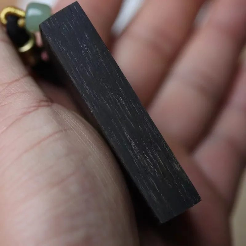 BANJIANSHANFANG Agarwood Pendants Unisex-2