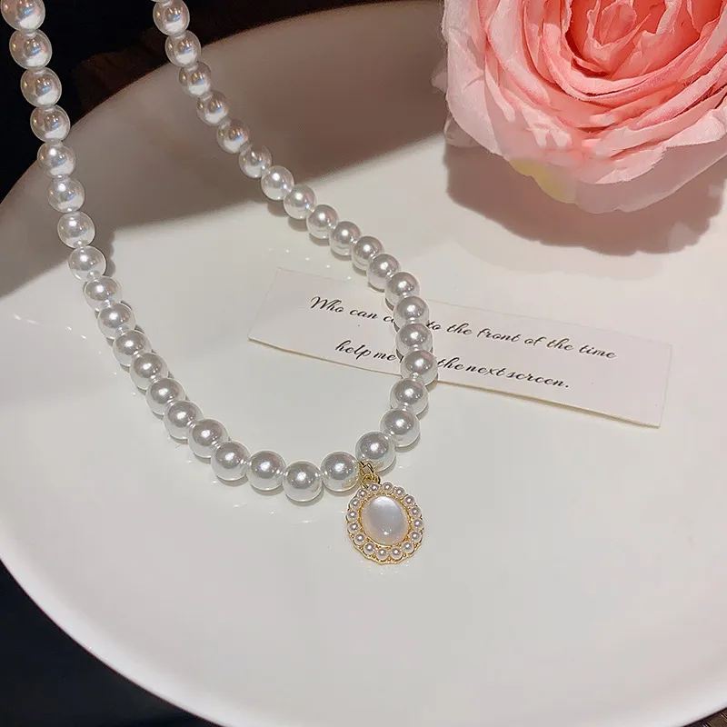 TUTAE Faux Pearl Necklaces Women's-3