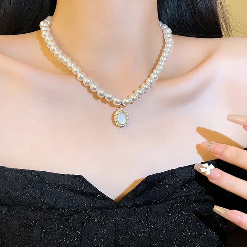 TUTAE Faux Pearl Necklaces Women's-5