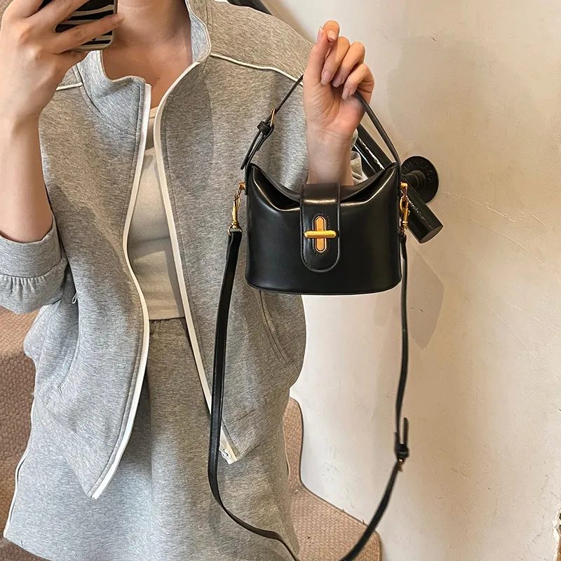 Single Warehouse PU Shoulder Bag, Handbag Regular Women's White/Silver/Brown/Black-22