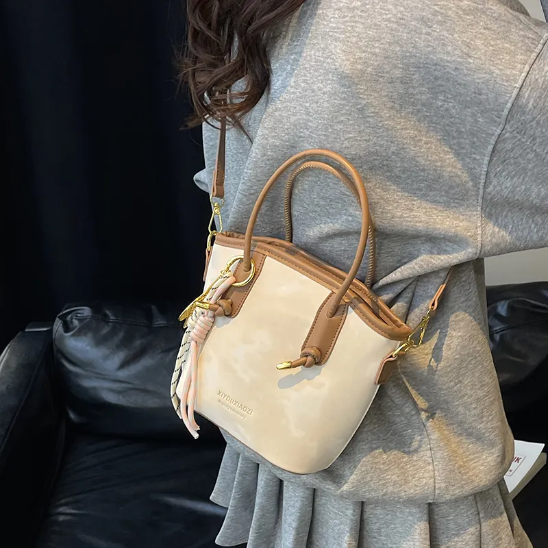 Single Warehouse PU Shoulder Bag Regular Women's Ecru/Silver/Green/Pink/Black-6