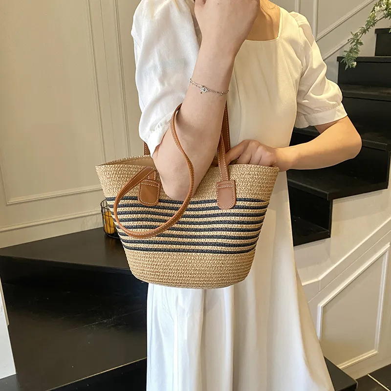 Single Warehouse PU With Straw Woven Shoulder Bag Regular Women's Ecru/Khaki/Khaki & Black-14