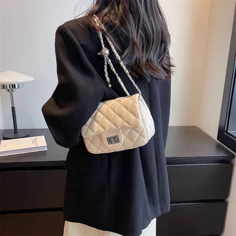 Single Warehouse PU Shoulder Bag Regular Women's Ecru/Silver/Pink/Black-1
