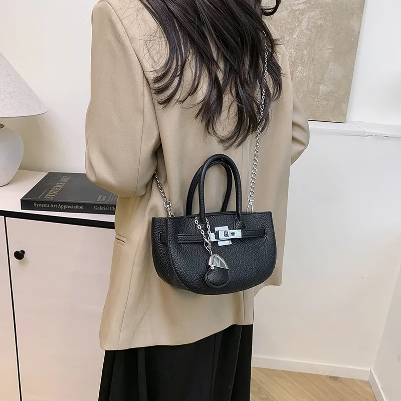 Single Warehouse PU Shoulder Bag Regular Women's White/Black/Yellow/Blue/Pink-21