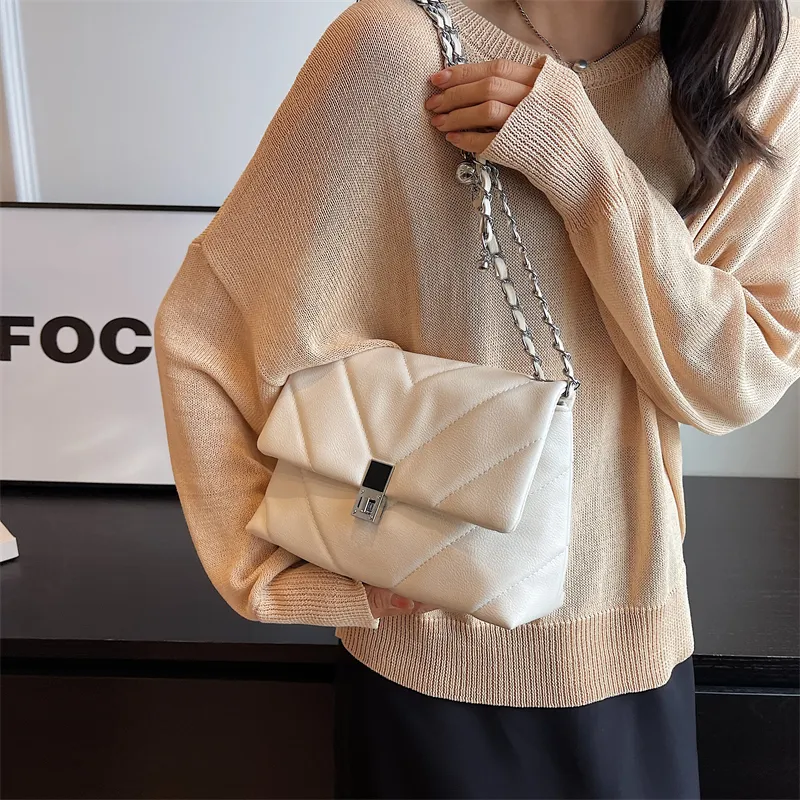 Single Warehouse PU Shoulder Bag Regular Women's Black/White/Ecru-1