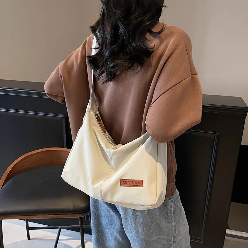 Single Warehouse Fabric Shoulder Bag Regular Unisex White/Light Green/Gray/Black-1