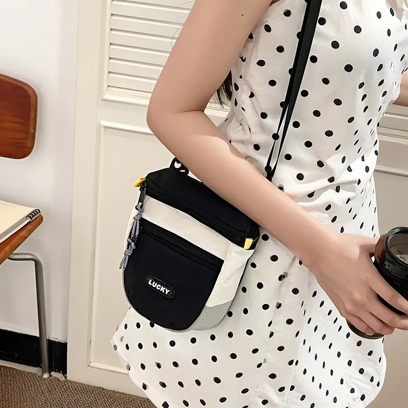 Single Warehouse Nylon Crossbody Bag, Shoulder Bag Regular Women's White/Yellow/Green/Brown-21