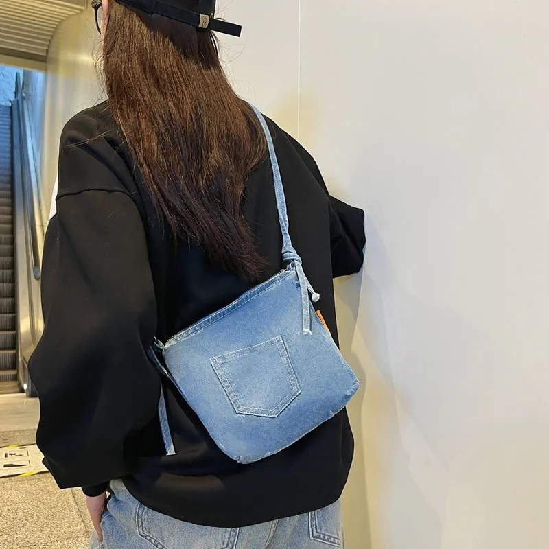 Single Warehouse Denim Shoulder Bag Medium Size Unisex Light Blue/Dark Blue-4
