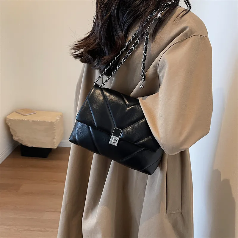 Single Warehouse PU Shoulder Bag Regular Women's Black/White/Ecru-14